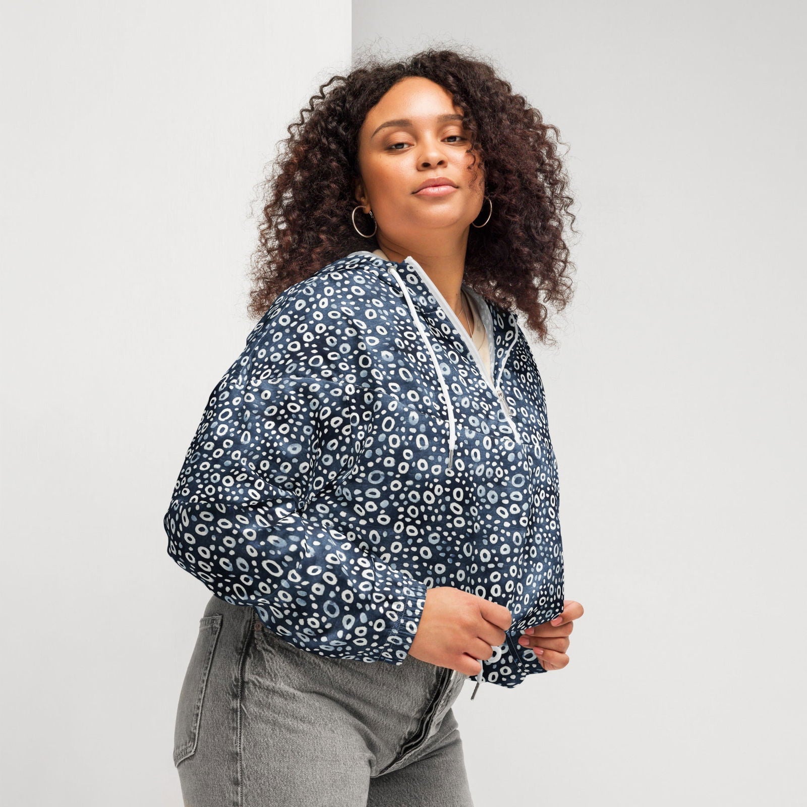 Eagle Ray Spots Women’s Cropped Windbreaker - 