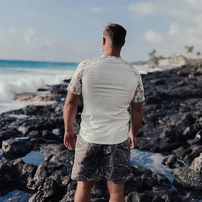 Seahorse Haven Men’s Short Sleeve Rash Guard - 